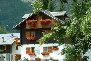 Abitato, Tipica Casa (Ft. ePublic)