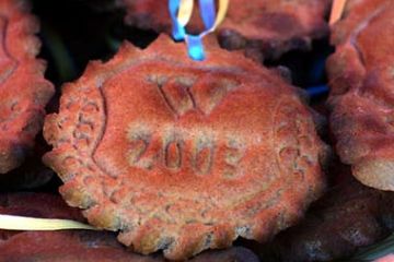 Il pane, simbolo d'amicizia comunità walser di Macugnaga (Ft. L.Lorenzini)